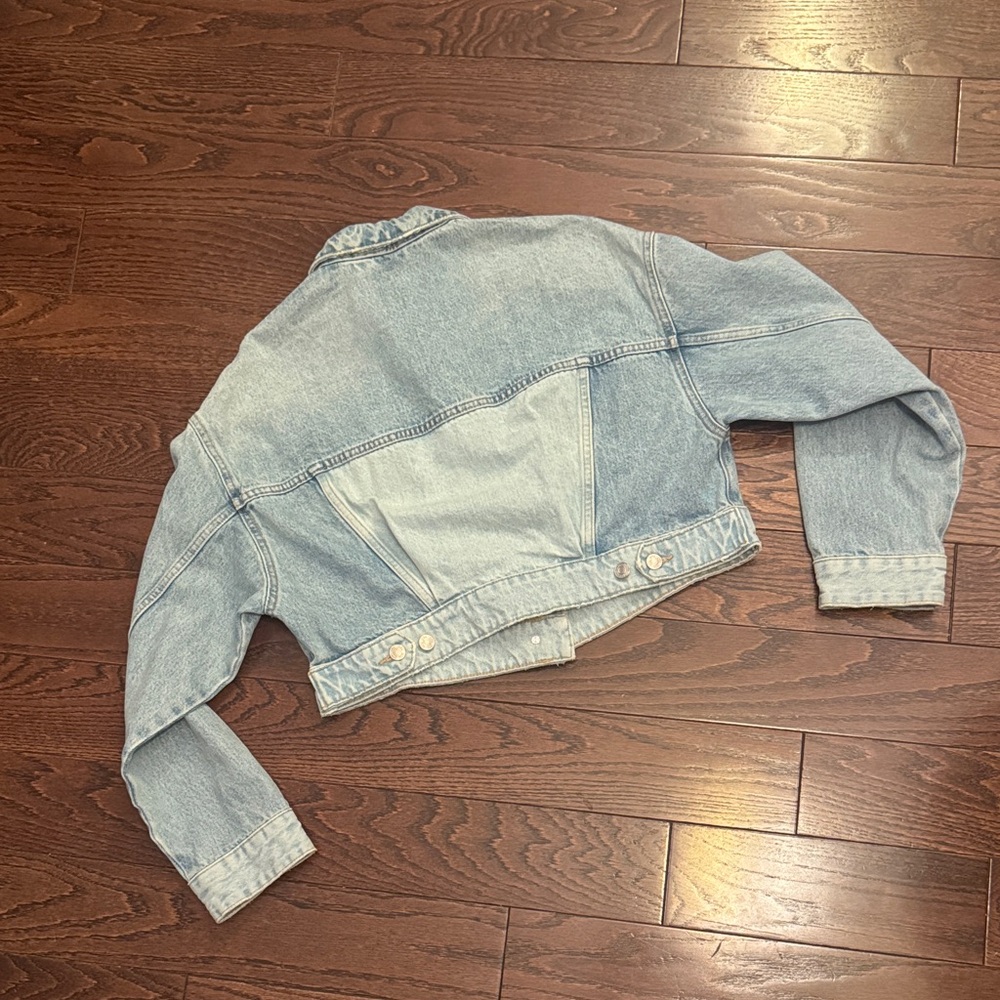 Zara Cropped Denim Jacket -XS-NWOT - Picture 6 of 7